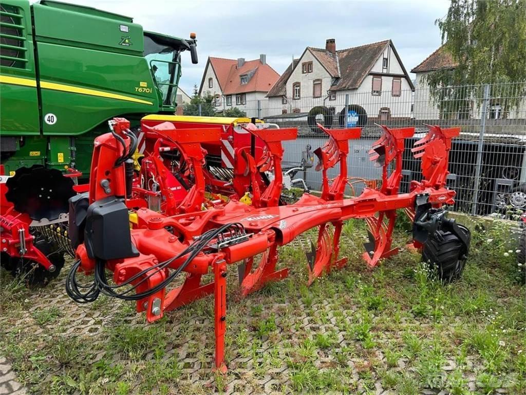 Kuhn Vari-Master L Plows