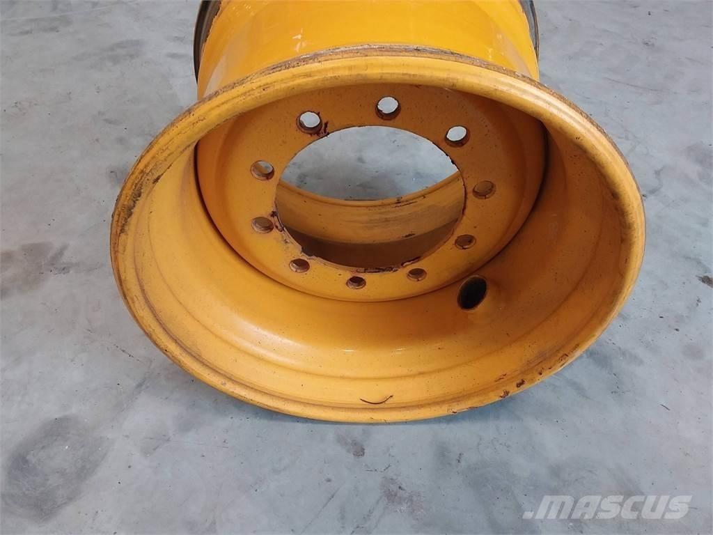 Rottne H11 20x24,5 Tires, wheels and rims