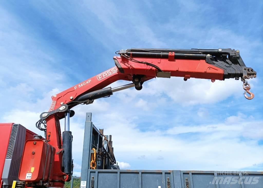 Iveco Trakker 410 Boom / Crane / Bucket Trucks