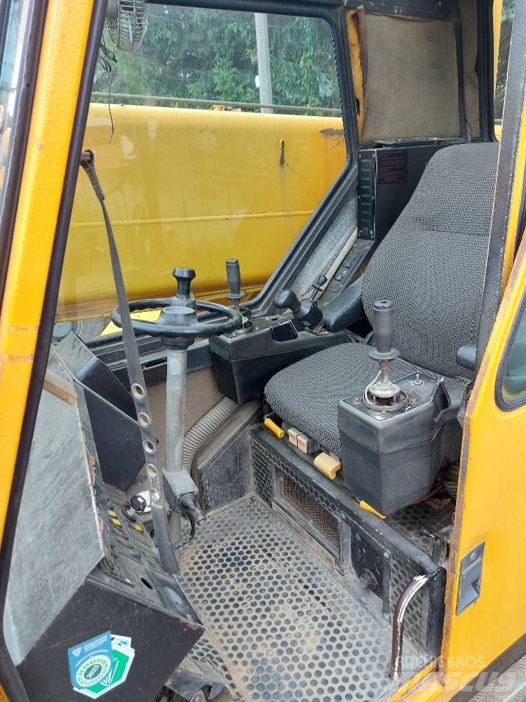 Liebherr LTM 1025 Mobile and all terrain cranes