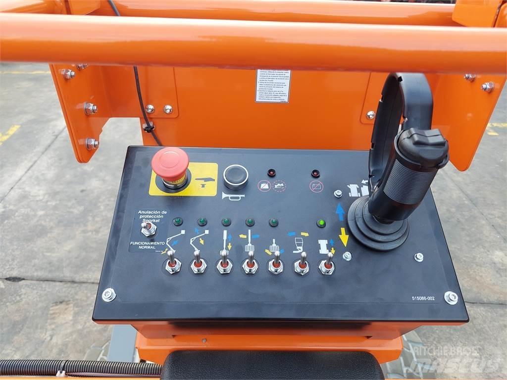  A38E Articulated boom lifts