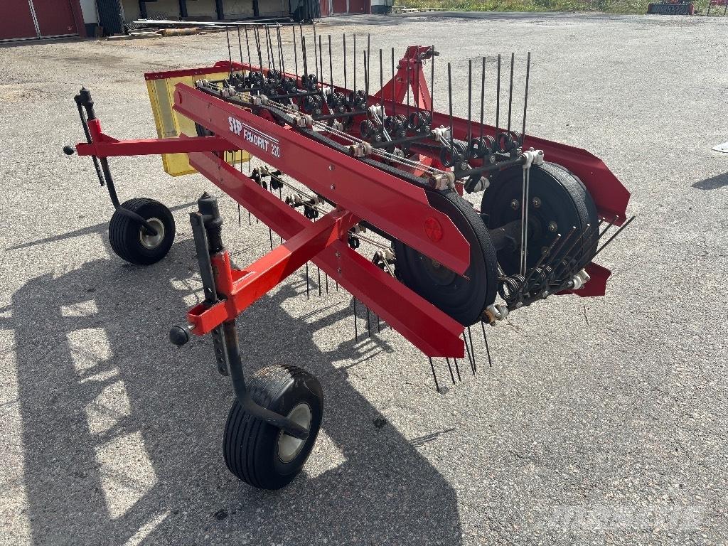 SIP 220 favorit Pasture Mowers And Toppers