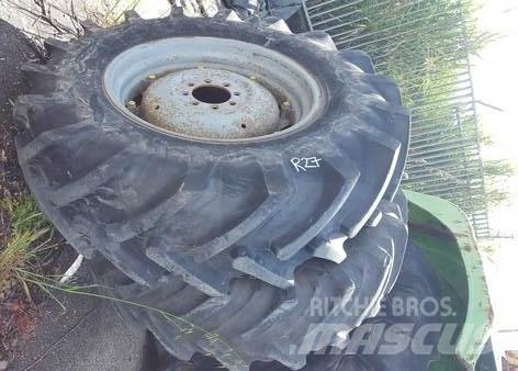  Pneu 16.9R30 Tires, wheels and rims