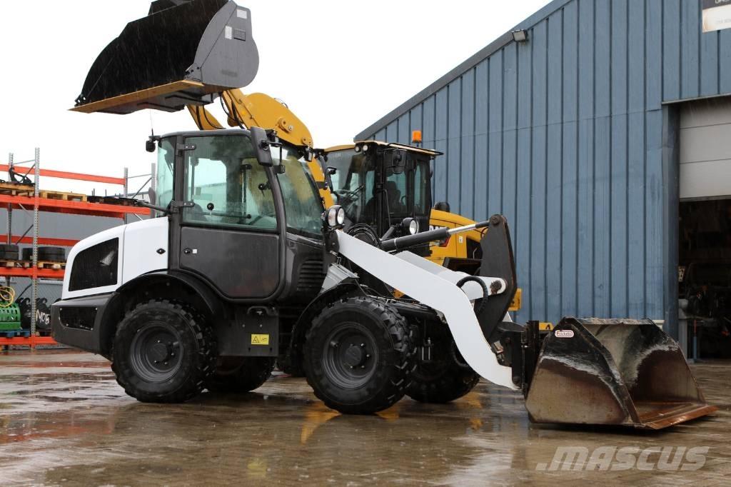 CASE 21F Wheel Loaders