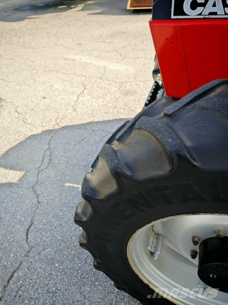 Case IH 1056 XL Tractors