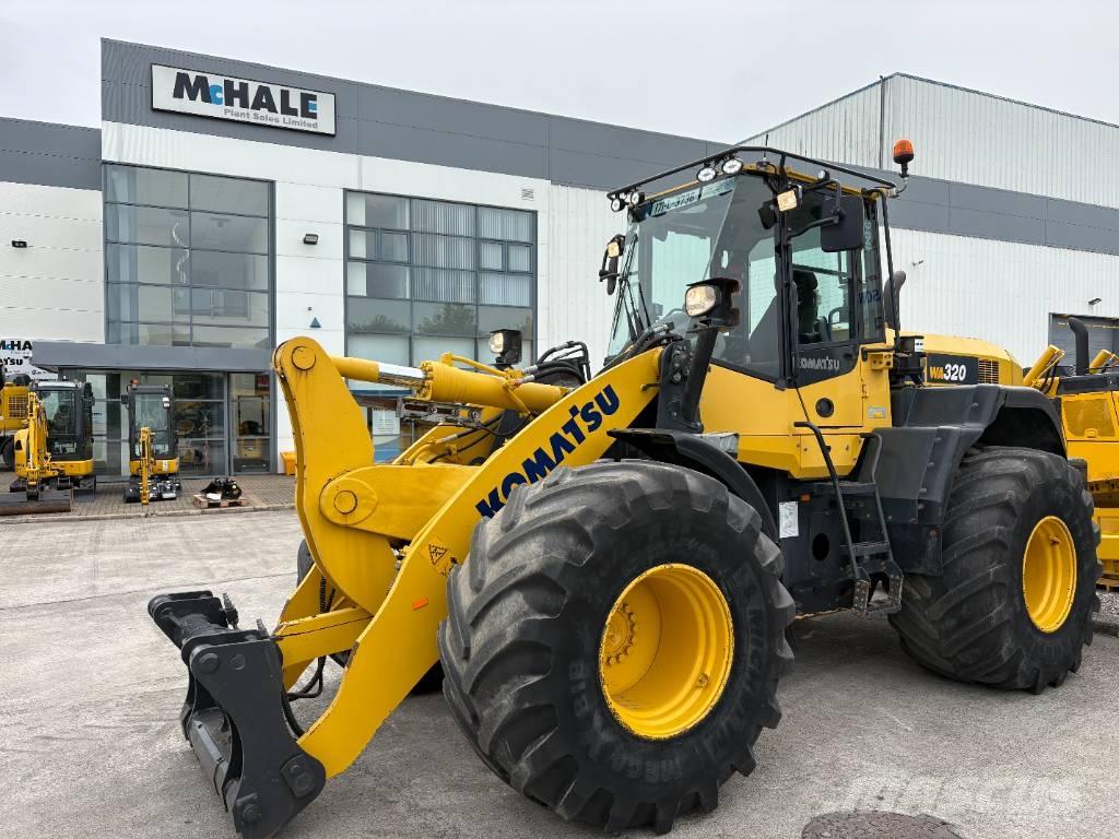Komatsu WA320-7 Wheel Loaders
