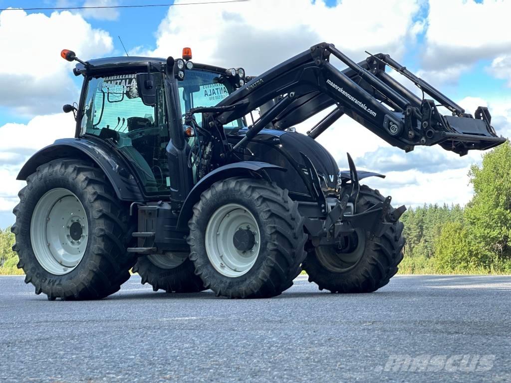 Valtra N 104 Tractors