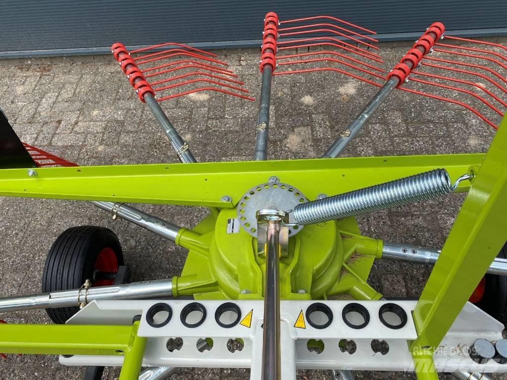 CLAAS liner 370 Swathers \ Windrowers