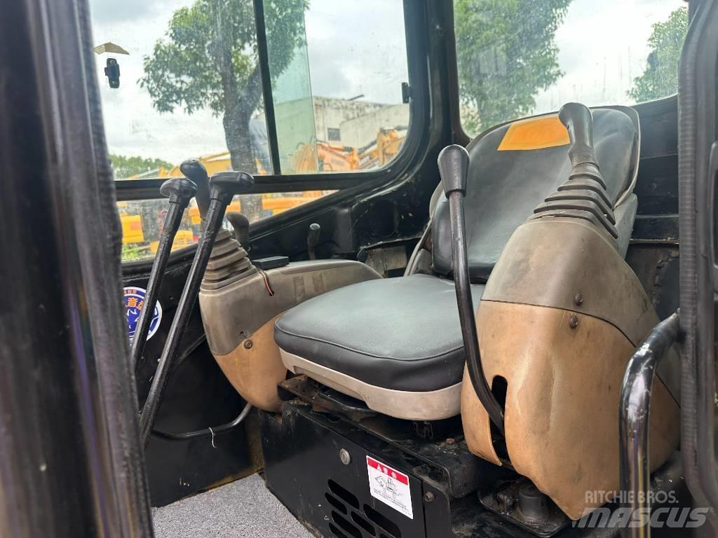 CAT 303 Mini Excavators <7t (Mini Diggers)