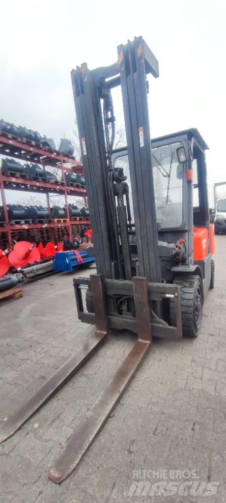 Doosan D 30 G Diesel Forklifts