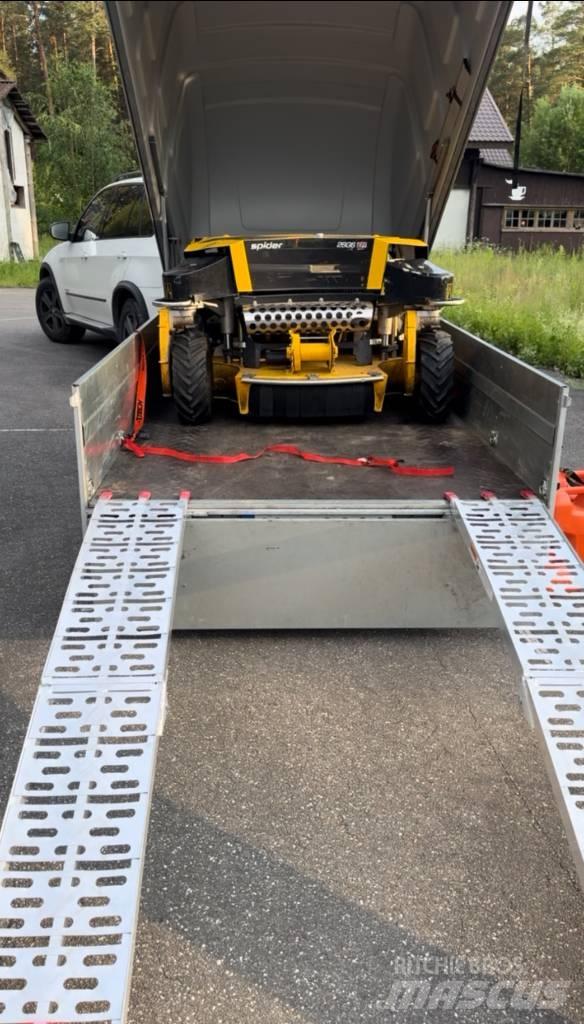 Spider 2SG2 Robot mowers