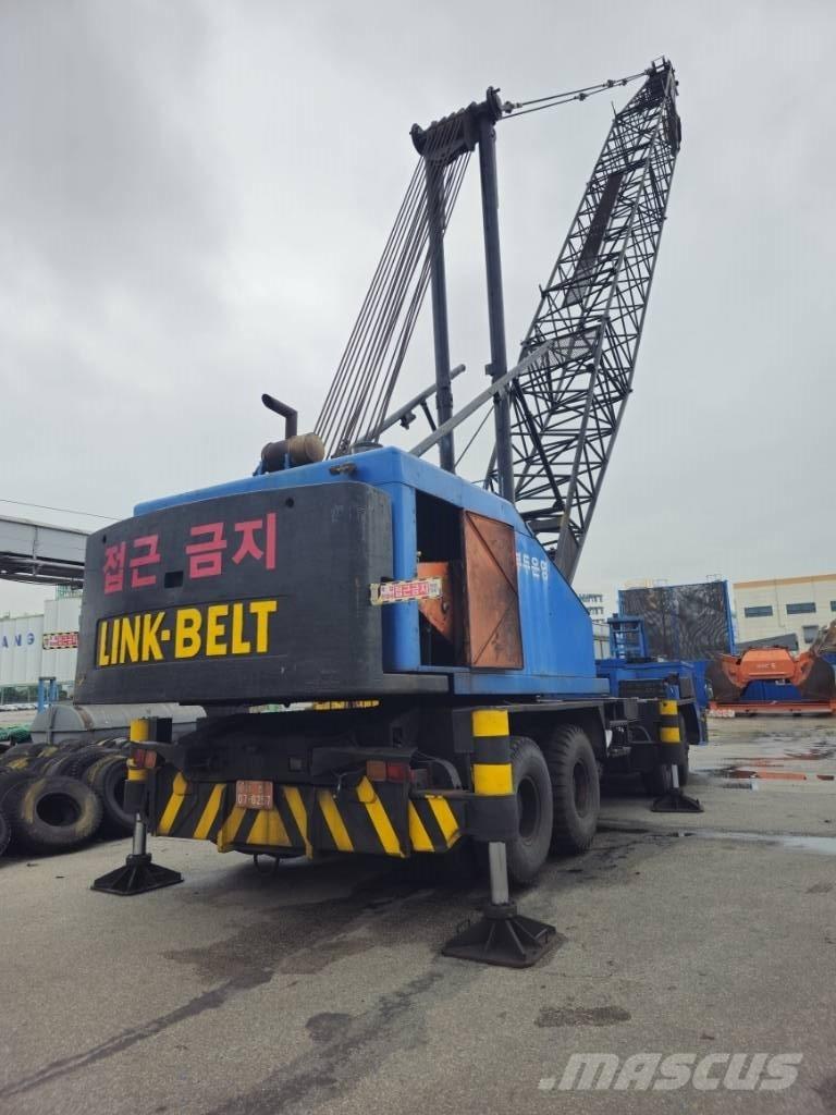 Link-Belt HC238J Mobile and all terrain cranes