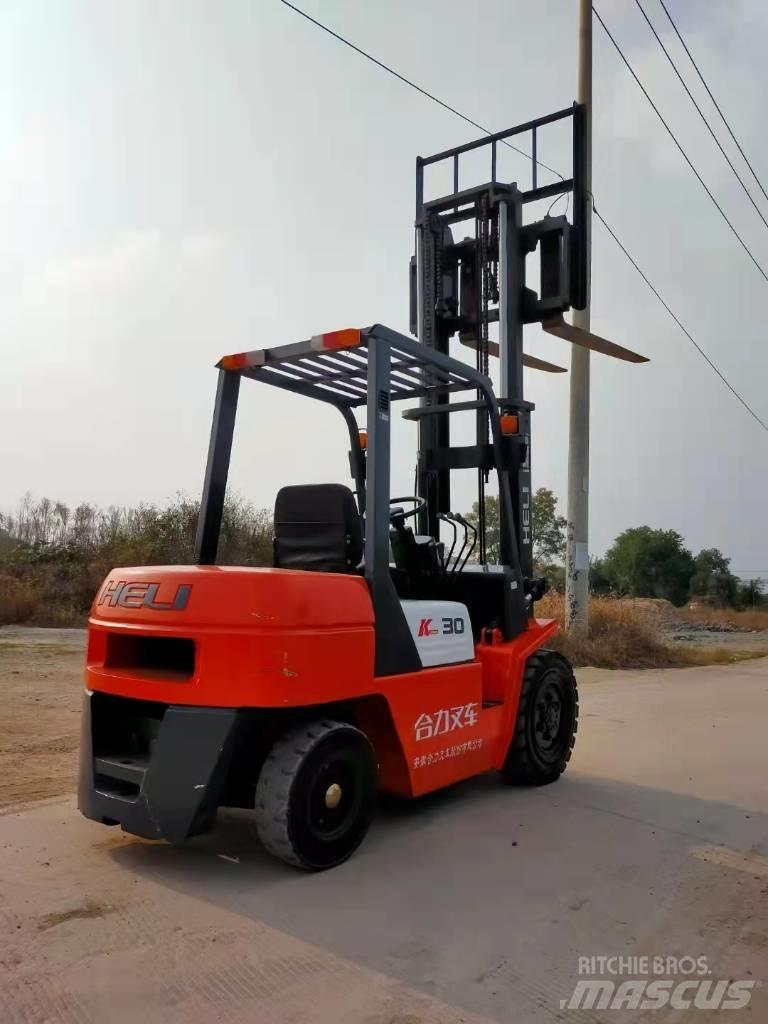Heli CPCD 30 Diesel Forklifts