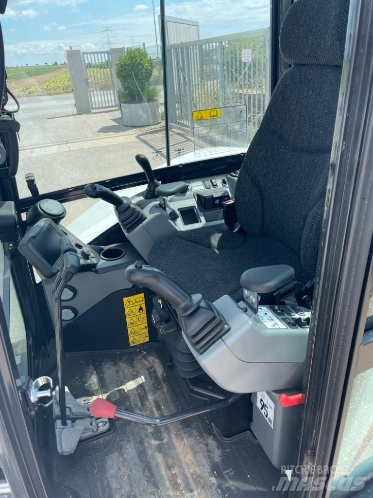 Bobcat E 60 Mini Excavators <7t (Mini Diggers)