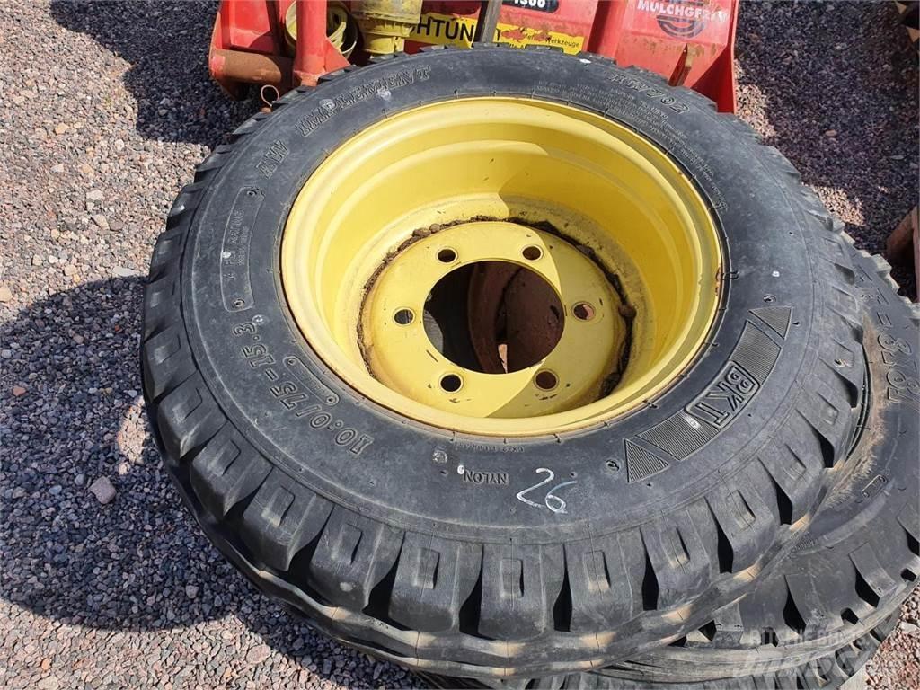BKT 10.0/75-15,3 Tires, wheels and rims