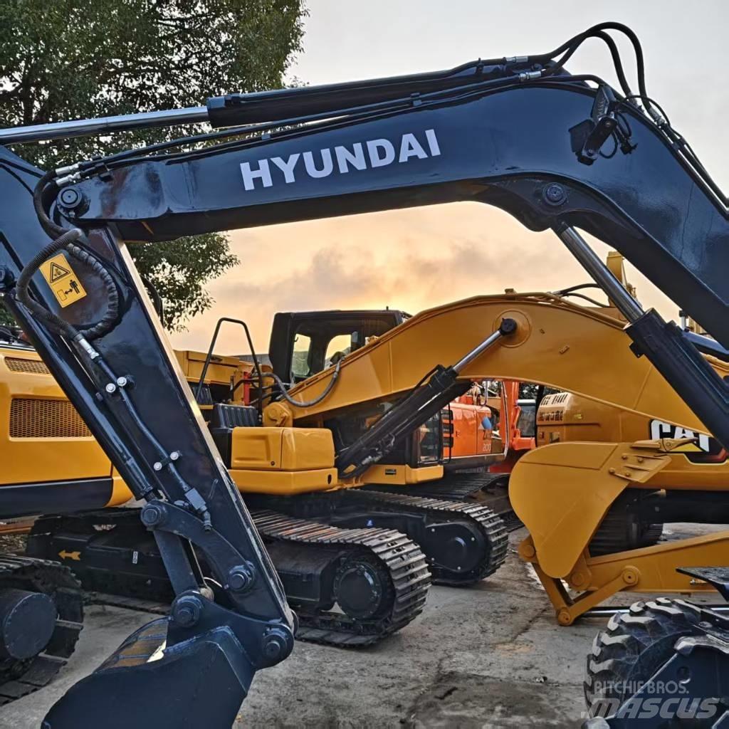 Hyundai 60W-9 Wheeled Excavators