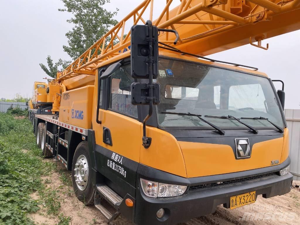 XCMG XCT 25 Mobile and all terrain cranes