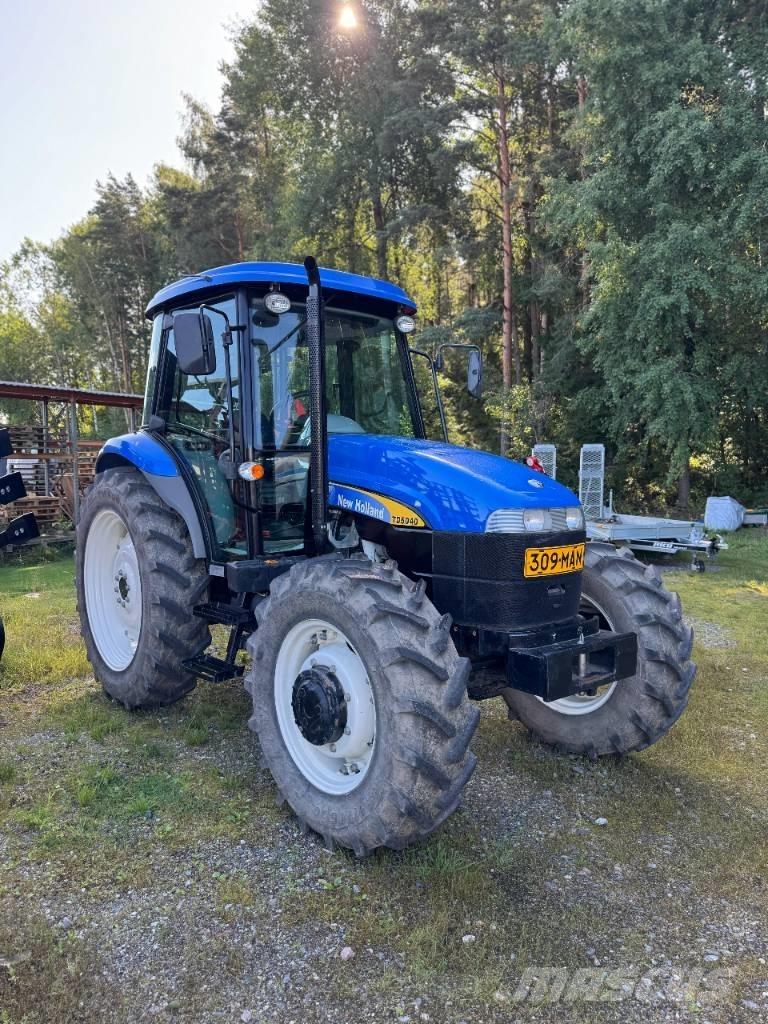 New Holland TD 5040 Tractors
