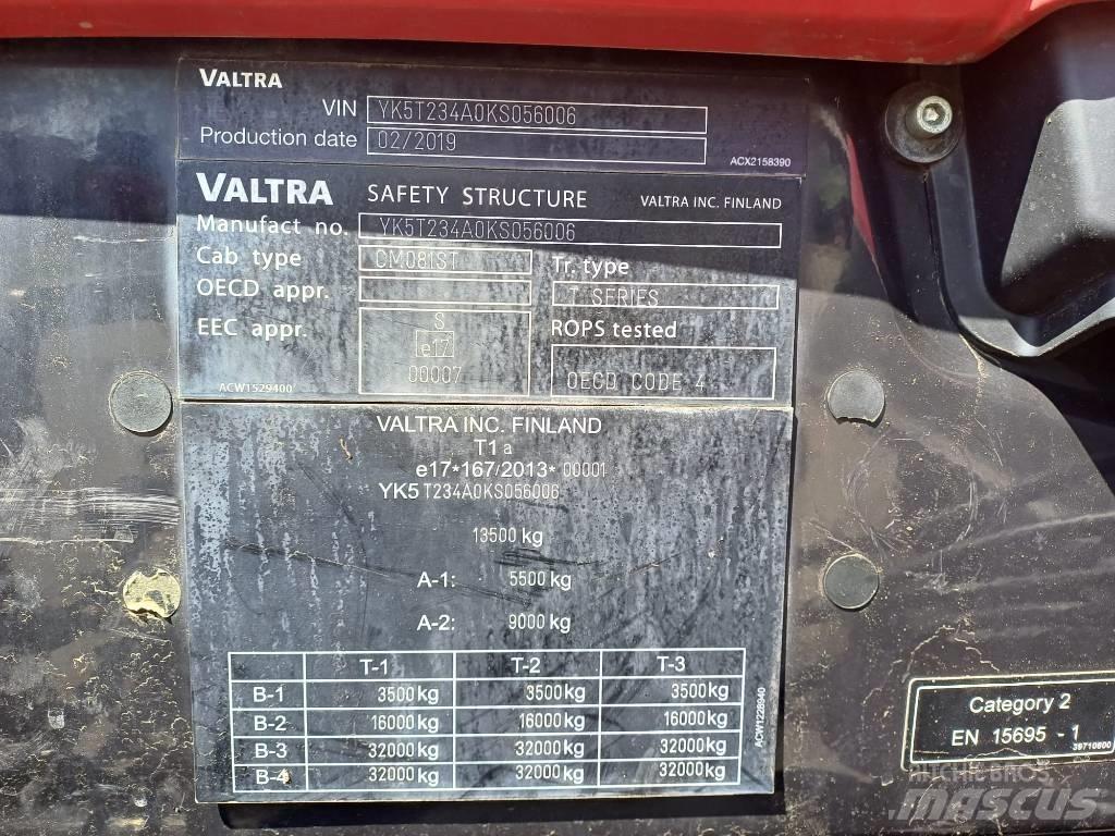 Valtra T 234 A Tractors