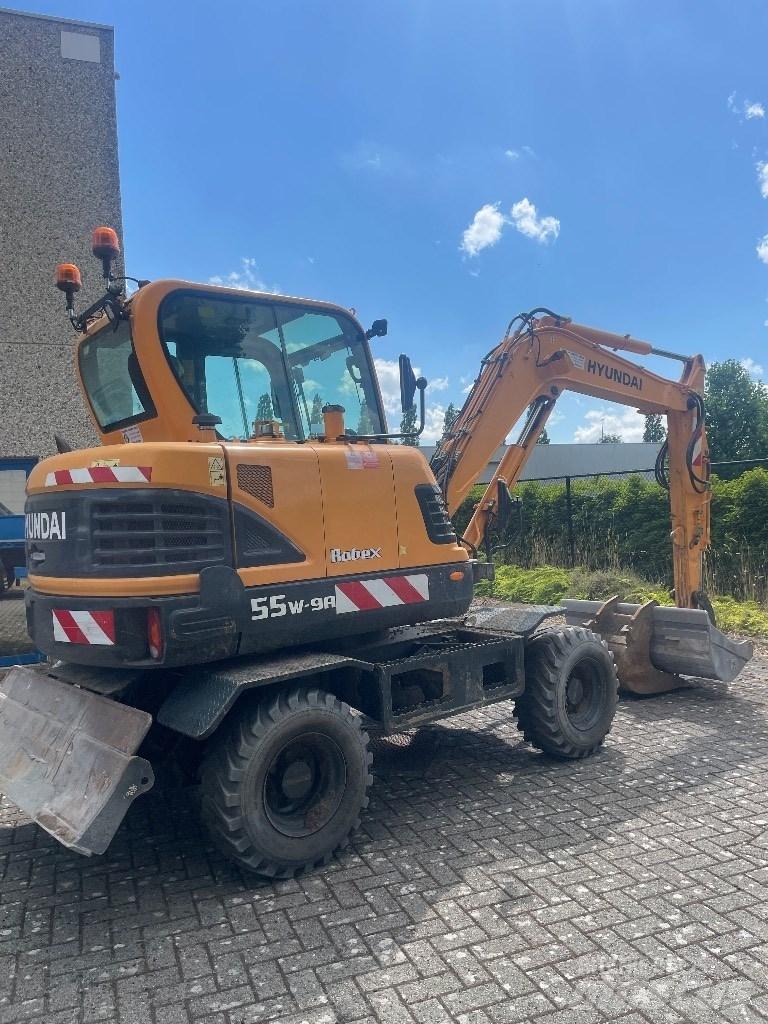 Hyundai 55w9a Wheeled Excavators