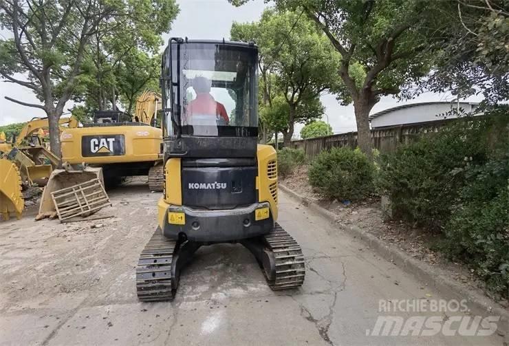 Komatsu PC35 Crawler Excavators