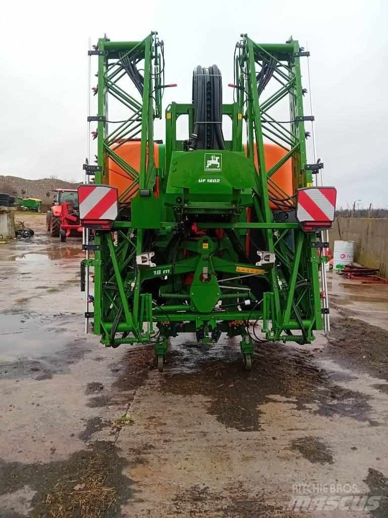 Amazone UF 1602 Sprayer Fertilizers