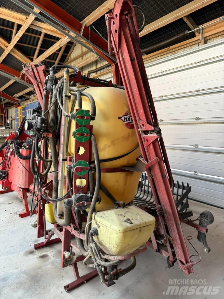 Hardi Master Mounted sprayers