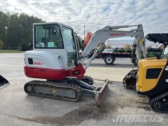 Takeuchi TB235 Mini Excavators <7t (Mini Diggers)