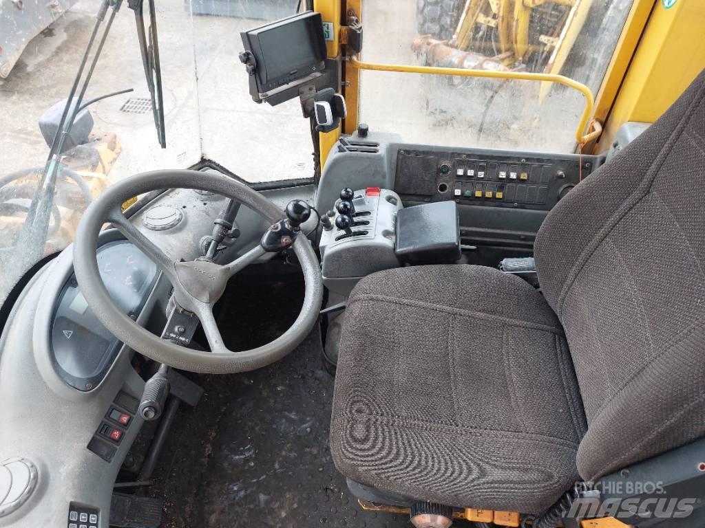 Volvo L90E Wheel Loaders