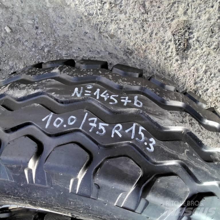 Advance 10.0/75R15.3 Tires, wheels and rims