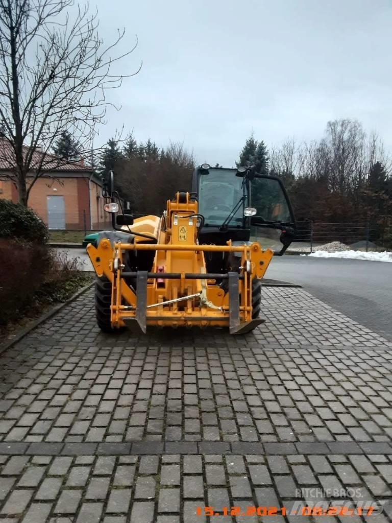 JCB 540-140 Telescopic Handlers