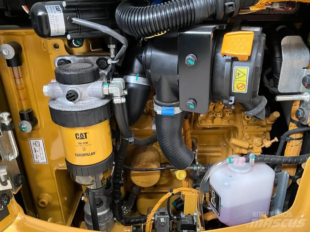 CAT 301.8 UNUSED Mini Excavators <7t (Mini Diggers)