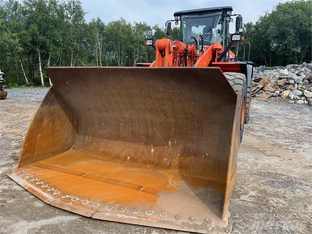 Hitachi ZW 310-6 Wheel Loaders