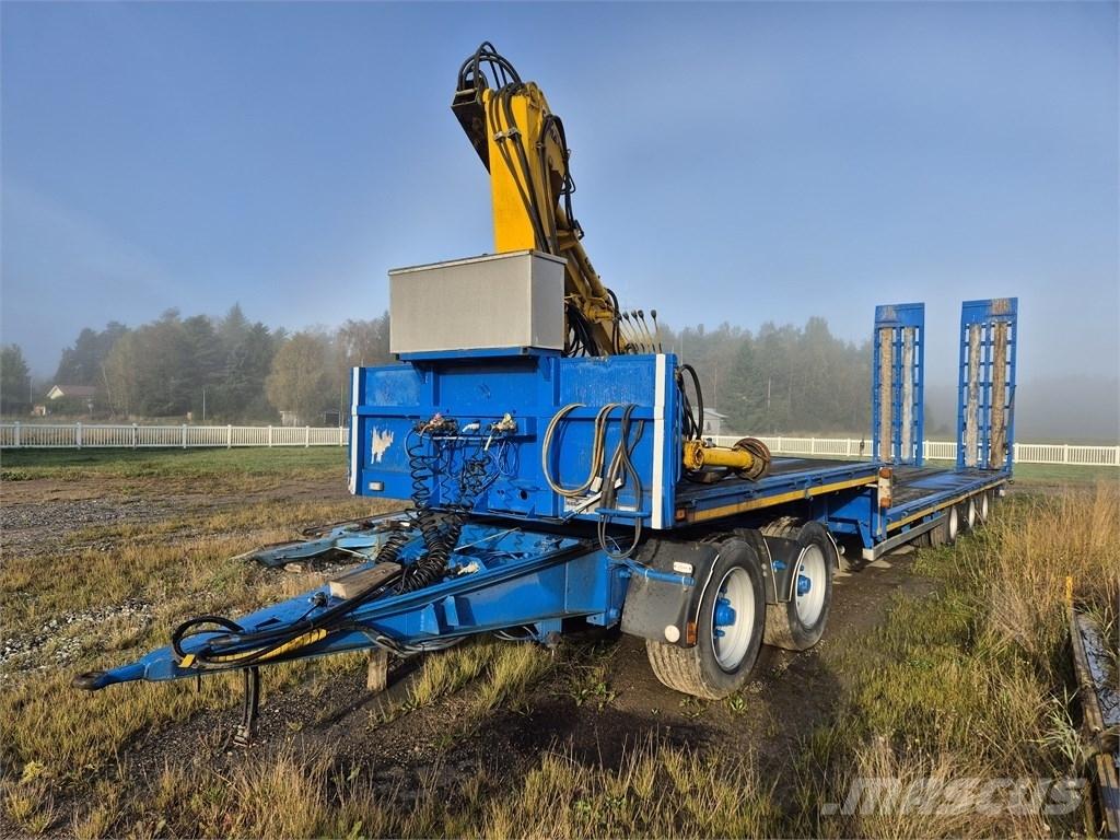 Jyki P31 Lowboy trailer