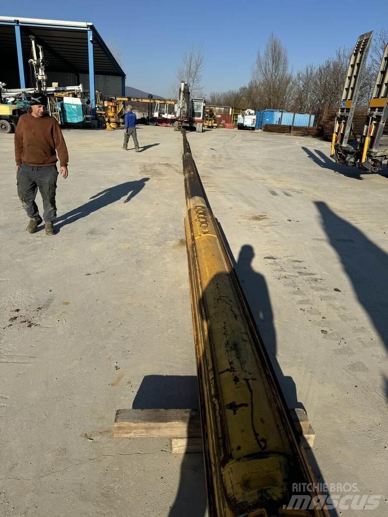 Kelly Bar Drilling Equipment