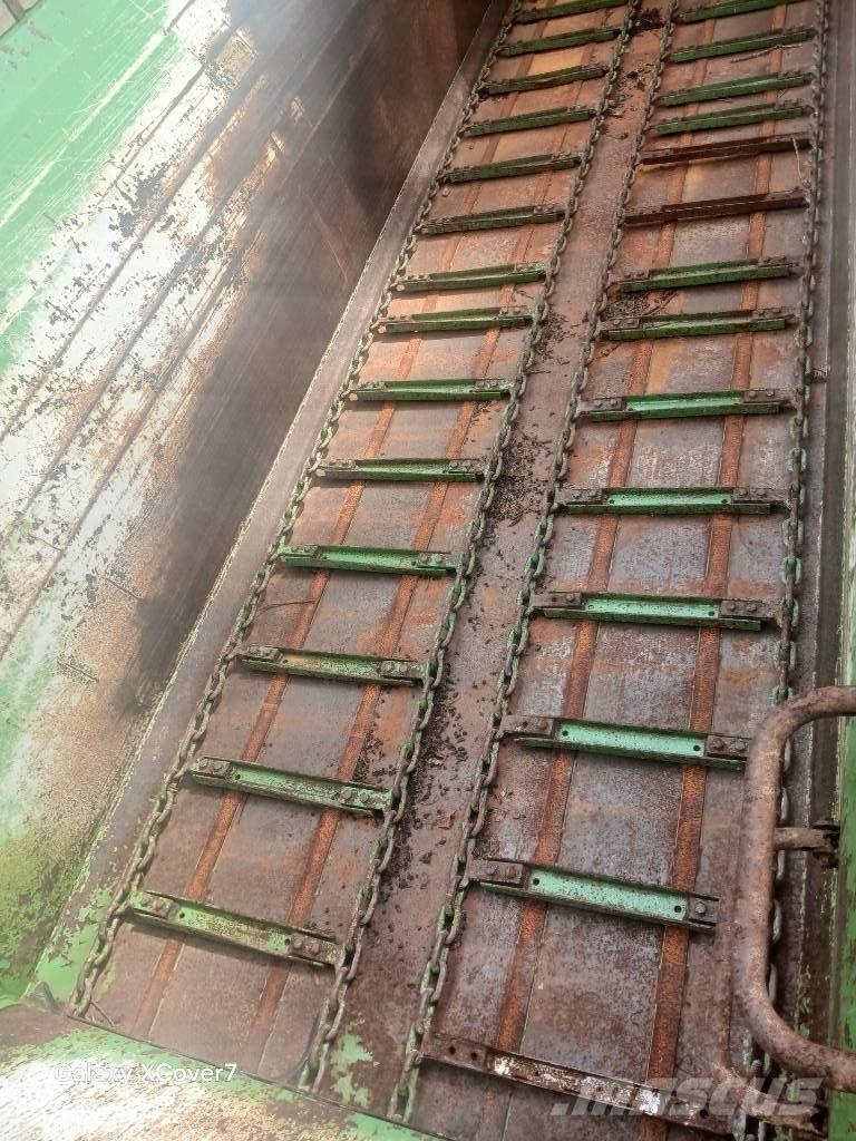 Pronar NV161/4 Manure spreaders