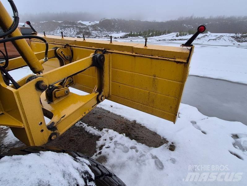 CAT 120 ADW Motor Graders