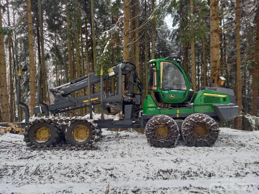John Deere 1010 G Forwarders