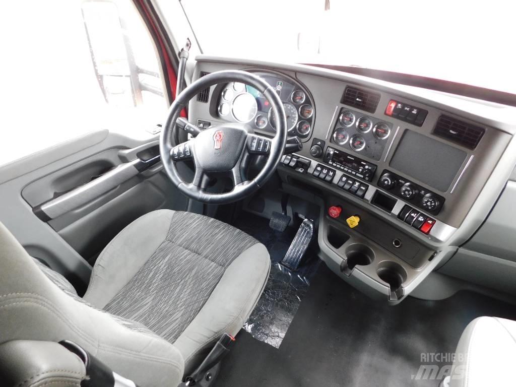 Kenworth T 680 Conventional Trucks / Tractor Trucks