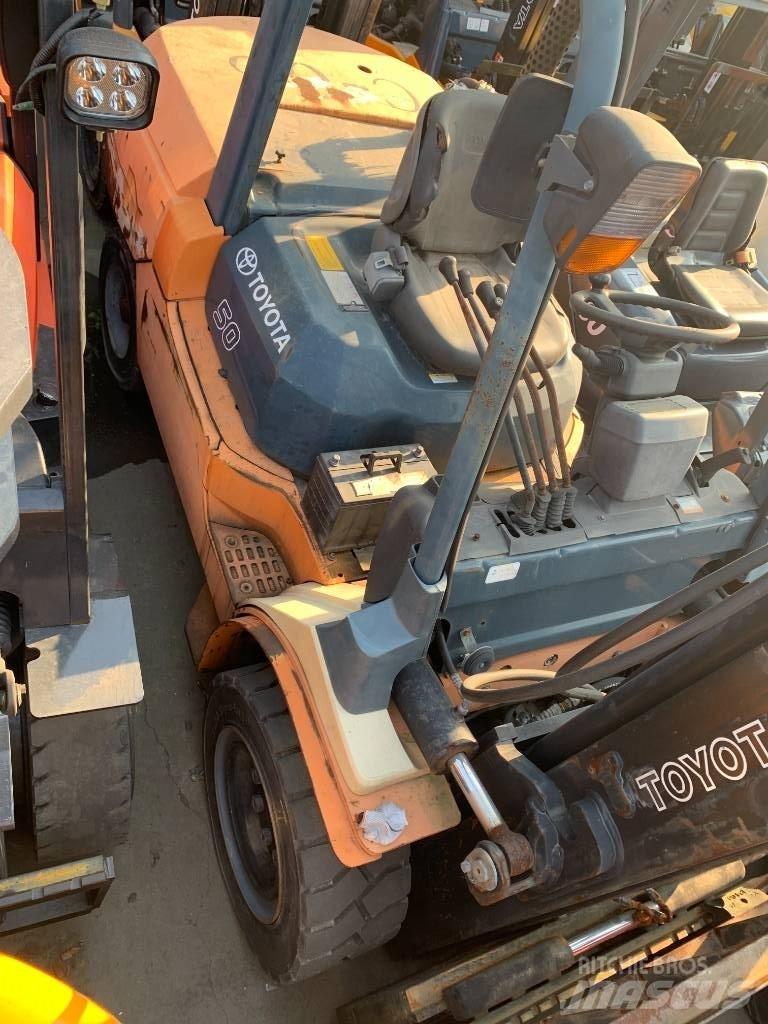 Toyota 7 FDA 50 Diesel Forklifts