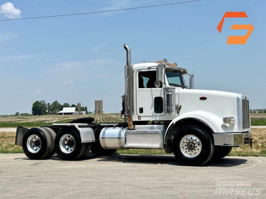 Peterbilt 367 Conventional Trucks / Tractor Trucks