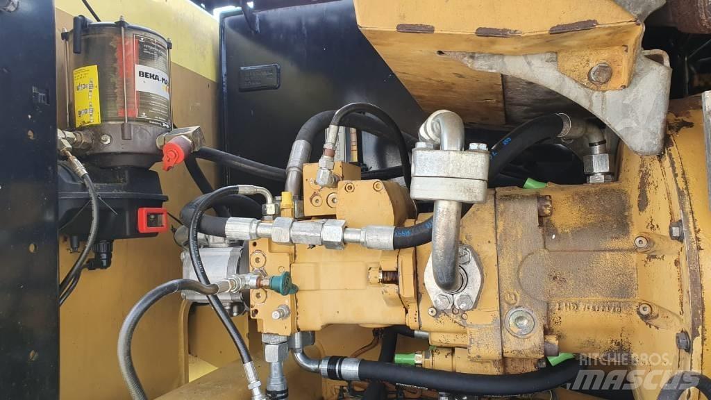 CAT M 318 D MH Waste / Industry Handlers
