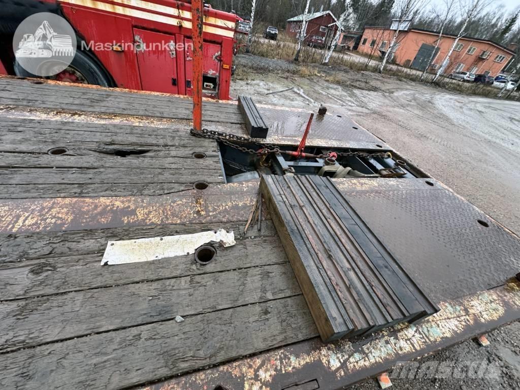 Briab Jumbotrailer Lowboy Trailers