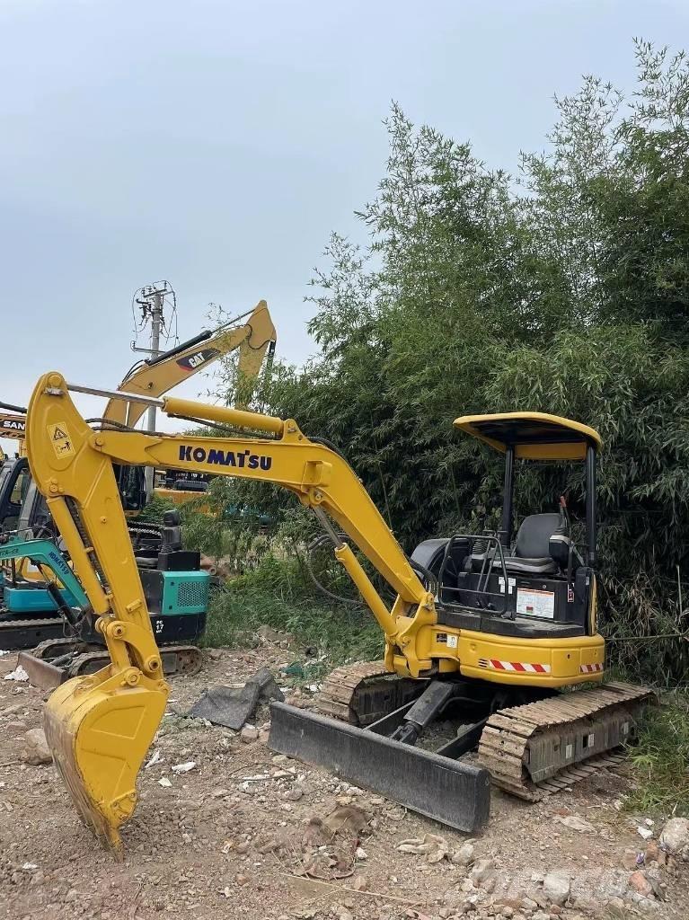 Komatsu PC35 Mini Excavators <7t (Mini Diggers)