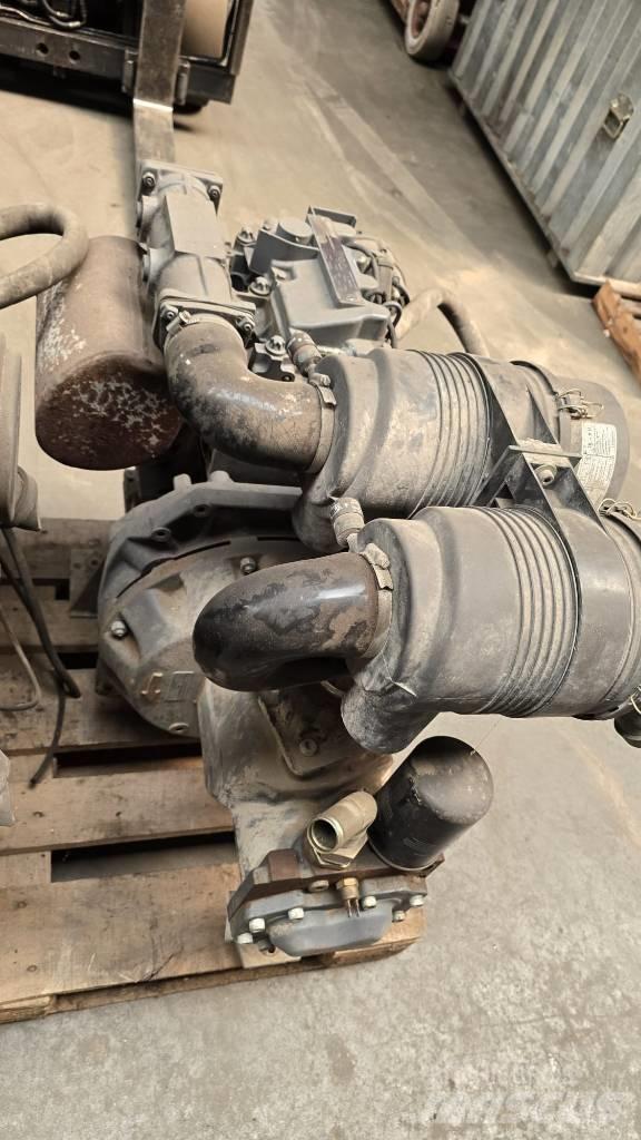 Deutz F2M1011 Engines