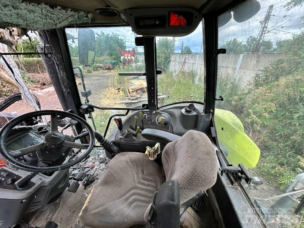 CLAAS Arion 420 Tractors