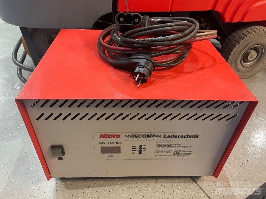 Hako B 750 R SOLD Sweepers