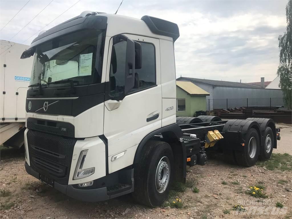 Volvo FM 420 6X2 Cab & Chassis Trucks
