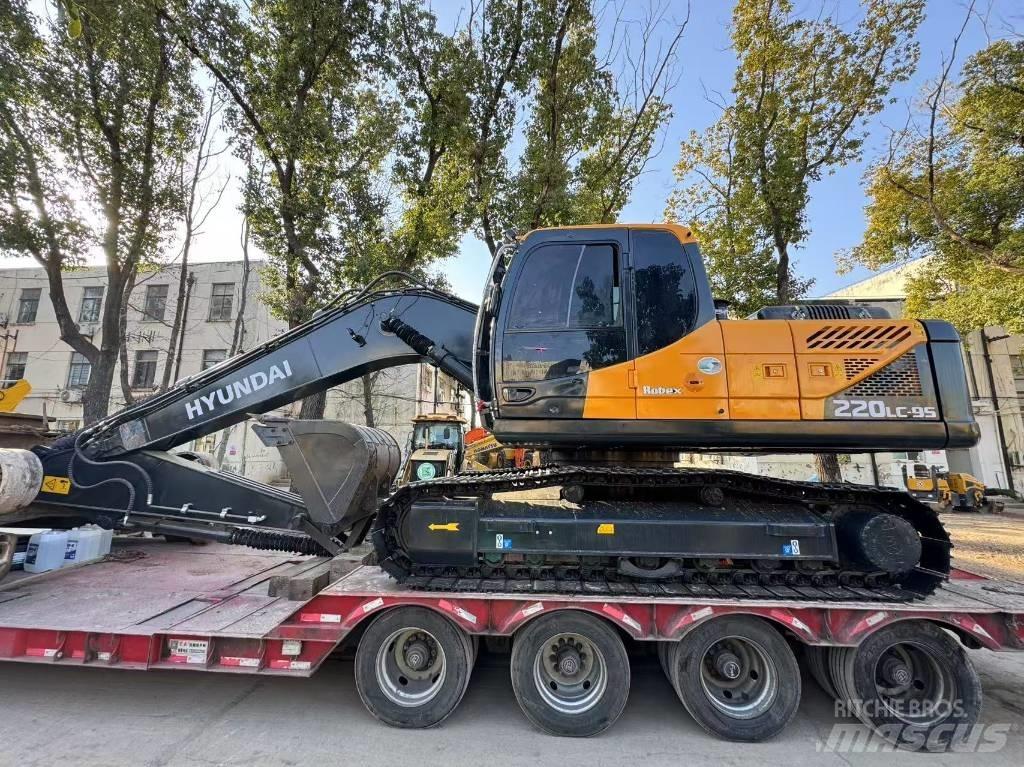 Hyundai RX220LC-9S Crawler Excavators