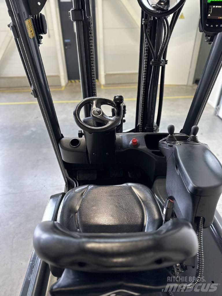 Linde E16H Electric Forklifts